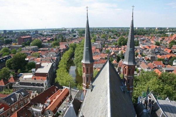 Guesthouse De Utrechtsche Dom Gouda Exterior photo